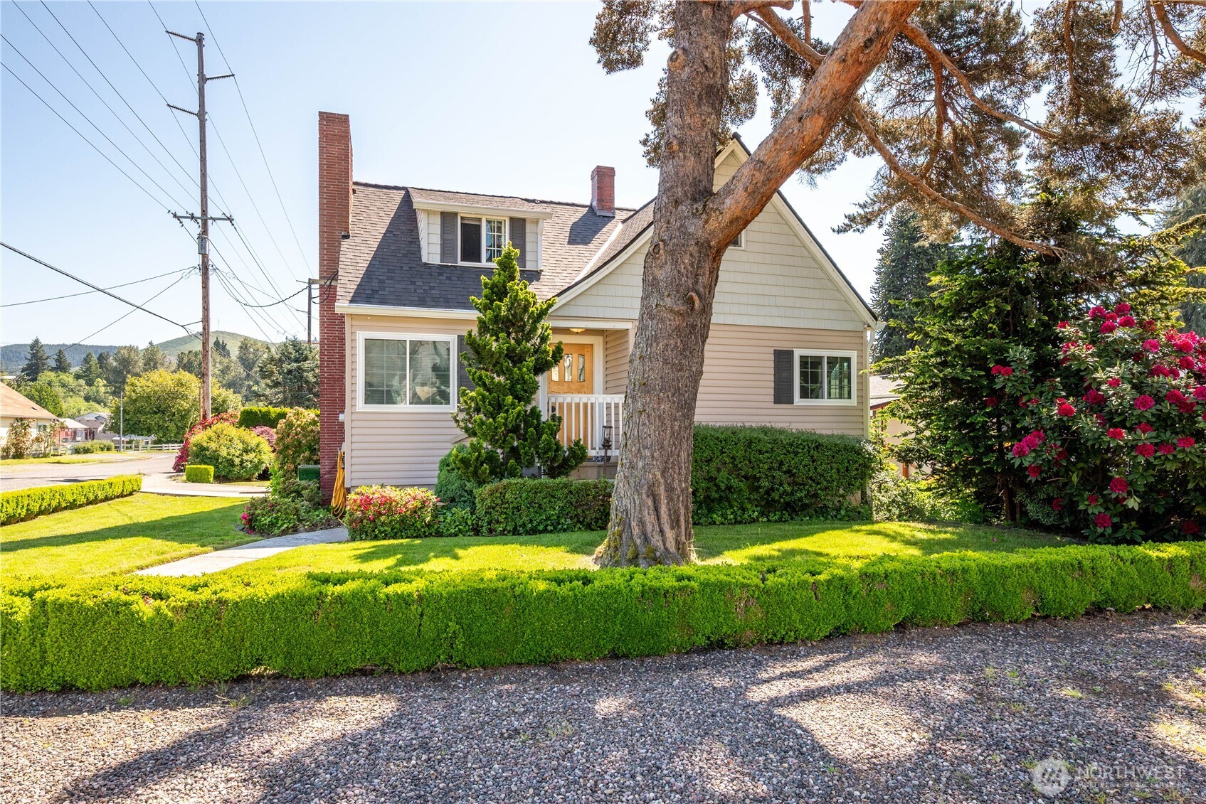 412 Kirby Avenue Property Photo 6