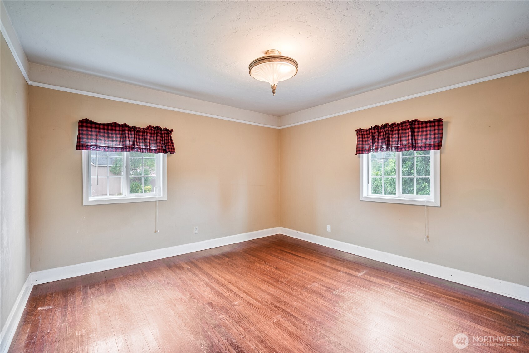 412 Kirby Avenue Property Photo 18