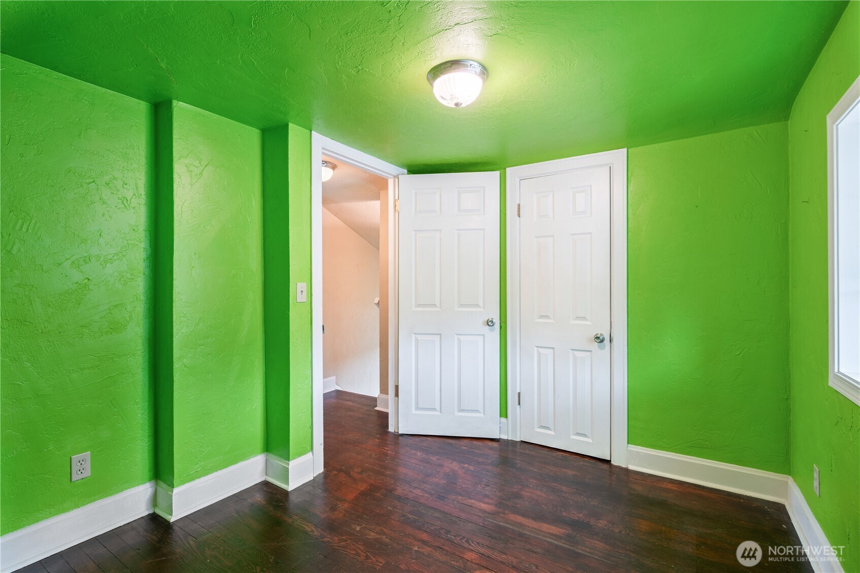 412 Kirby Avenue Property Photo 22