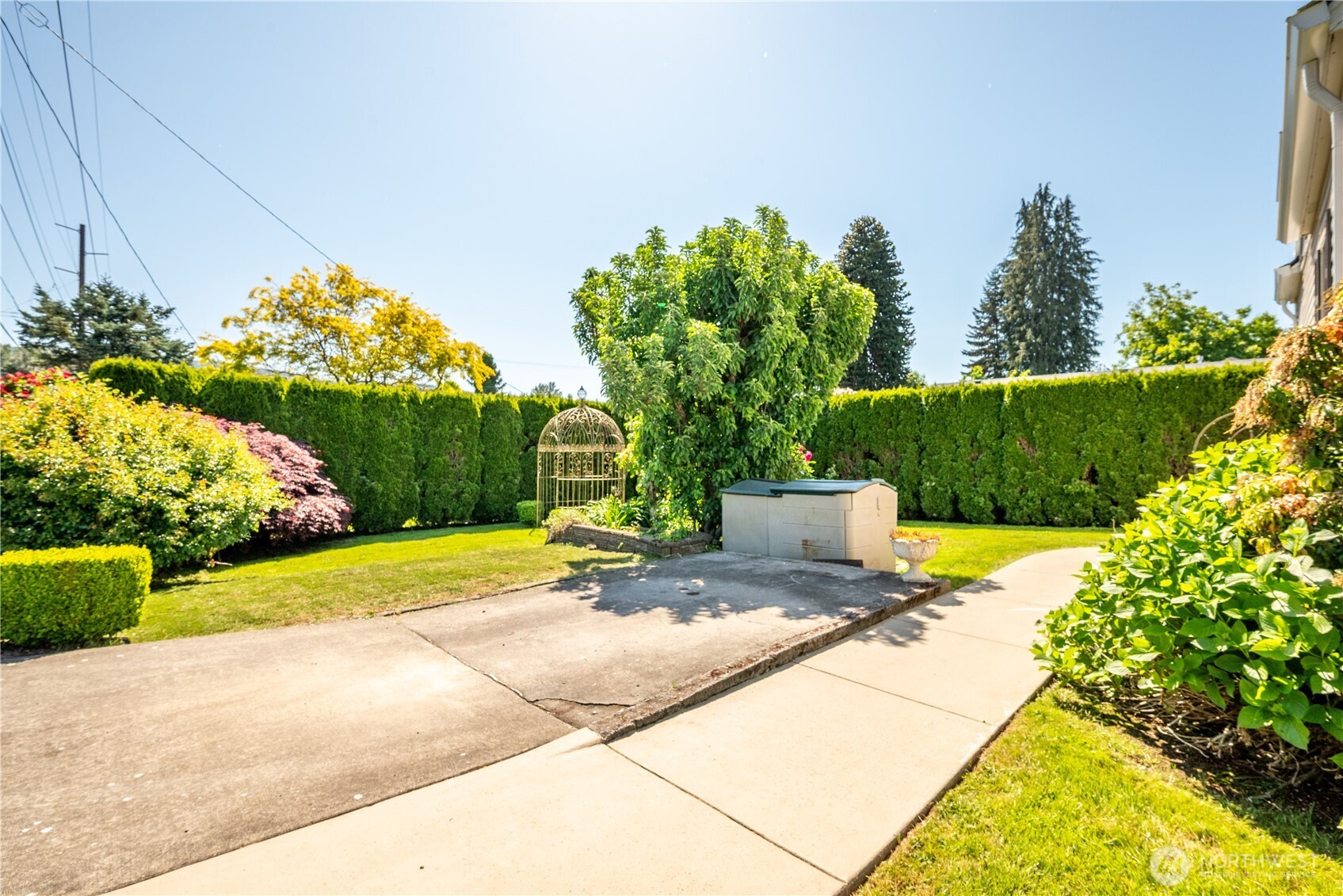 412 Kirby Avenue Property Photo 27