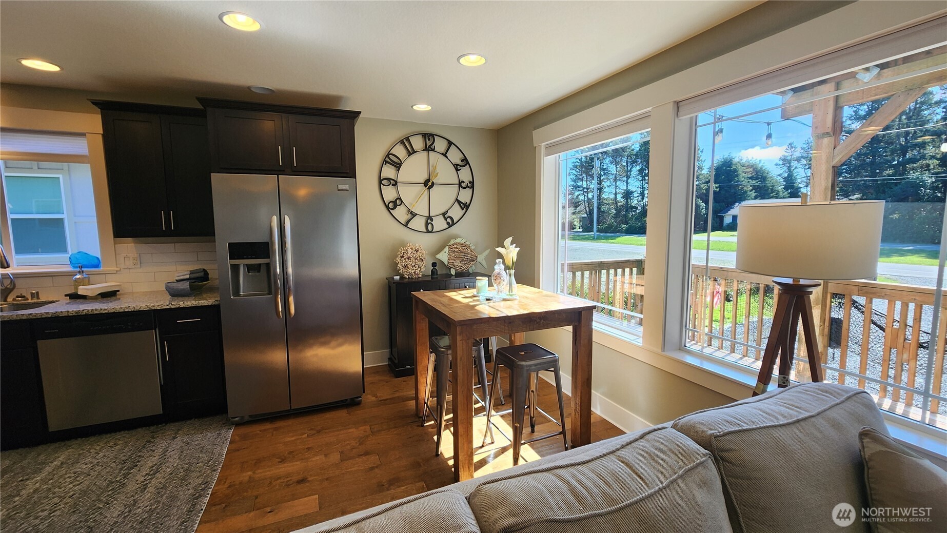 136 Pacific Boulevard Property Photo 6