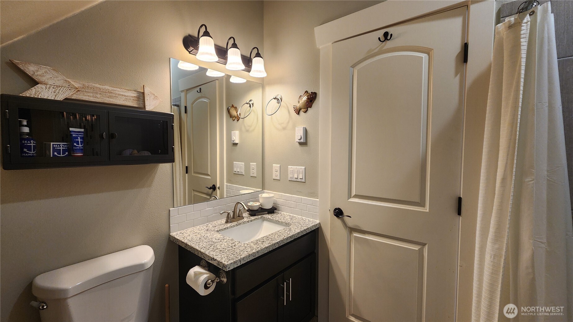 136 Pacific Boulevard Property Photo 18
