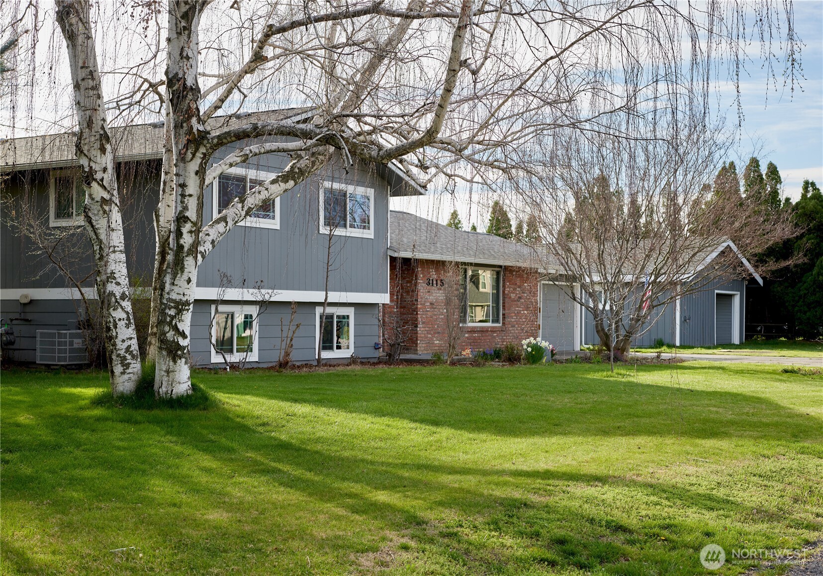 3115 Brisbane Dr Property Photo 1