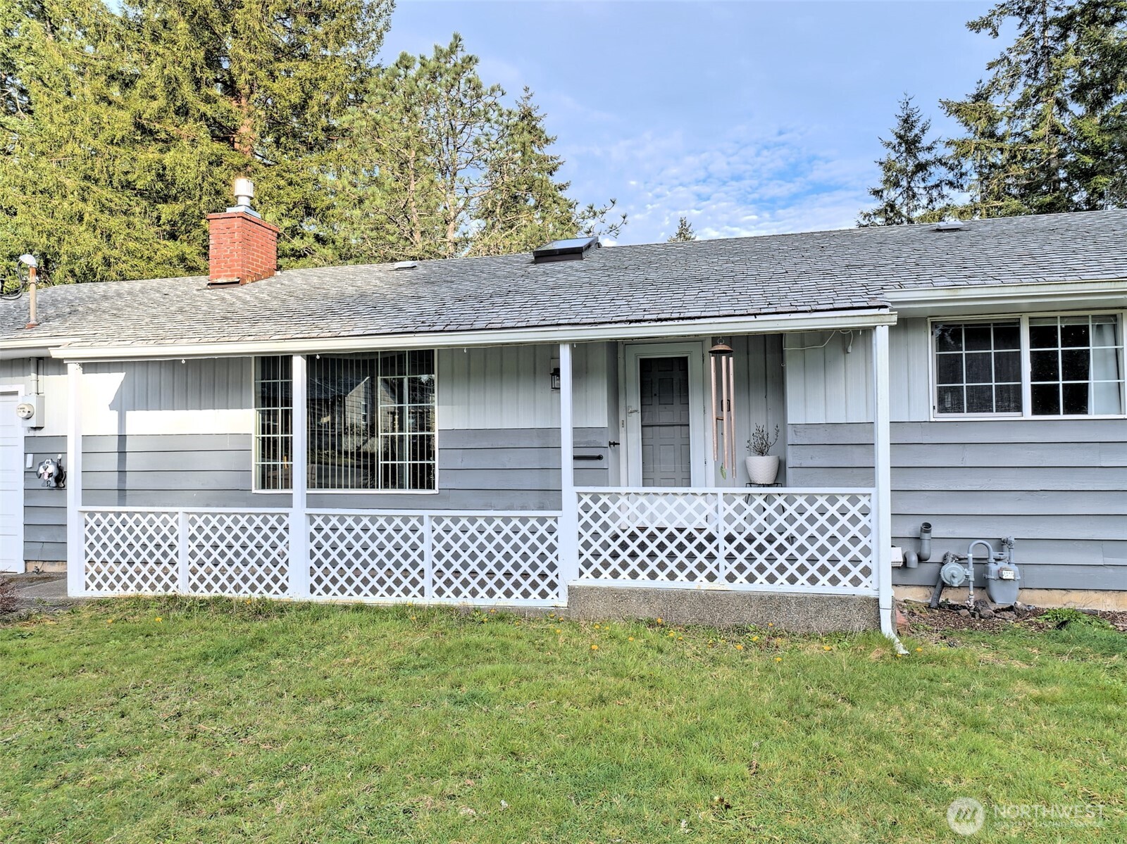 2028 Ferry Street Property Photo 1