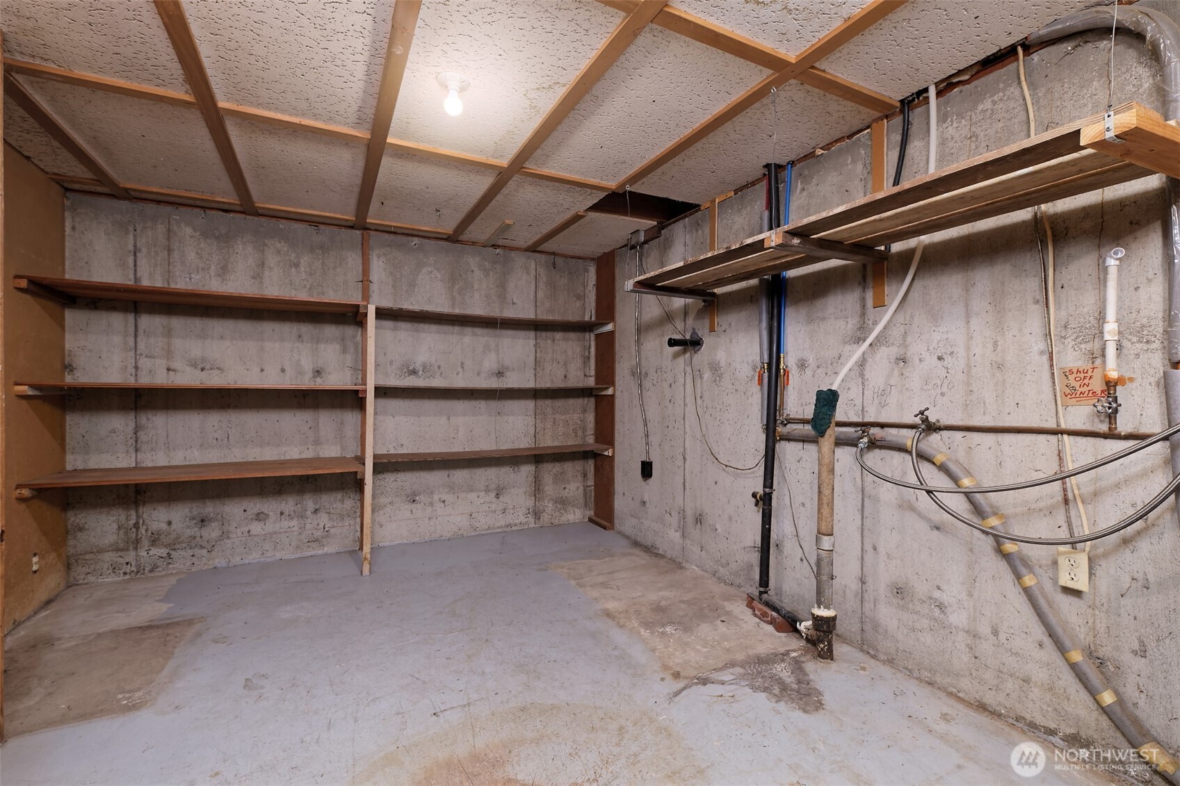 2028 Ferry Street Property Photo 22