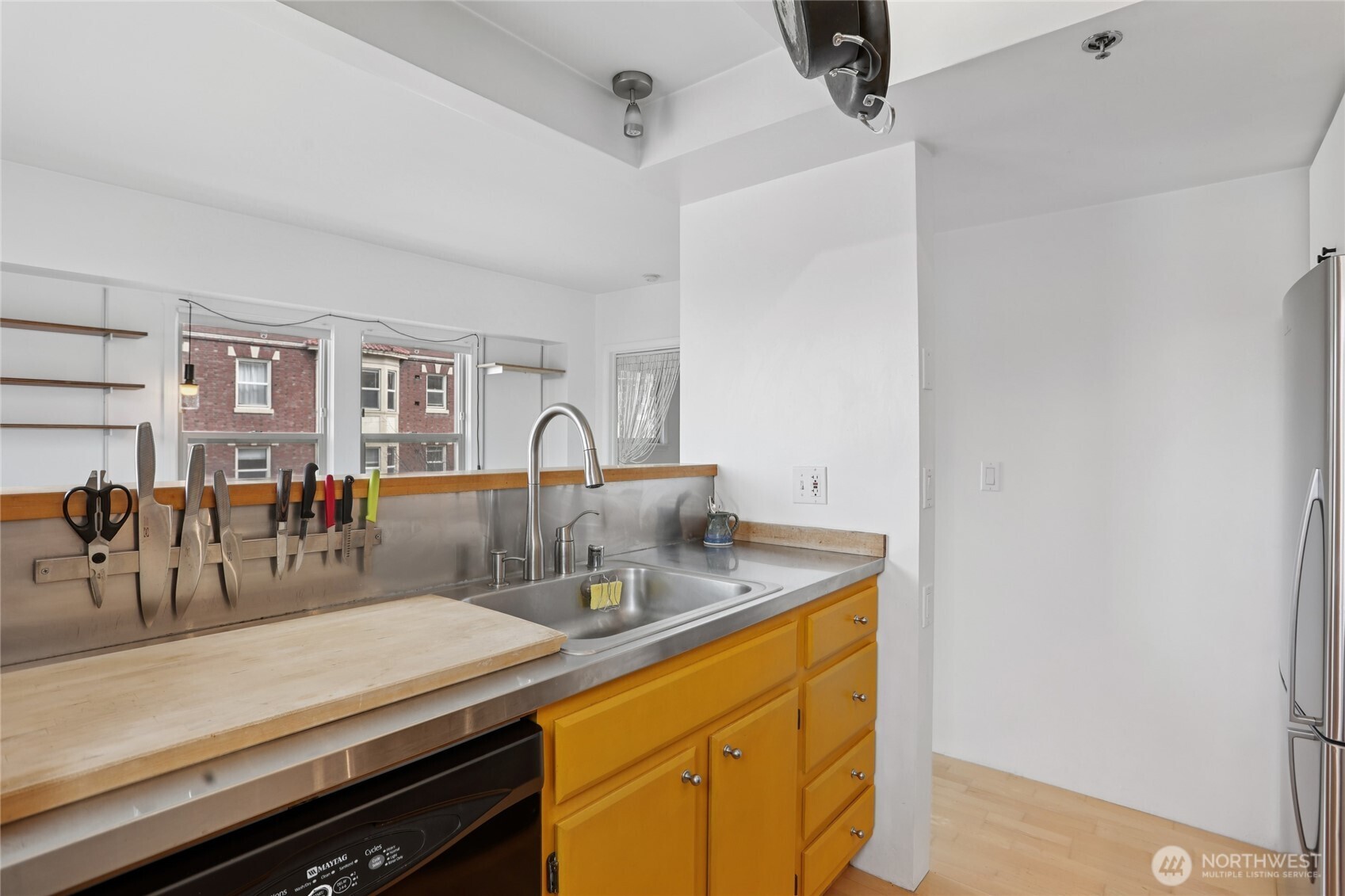 505 E Denny Way 301 Property Photo 9