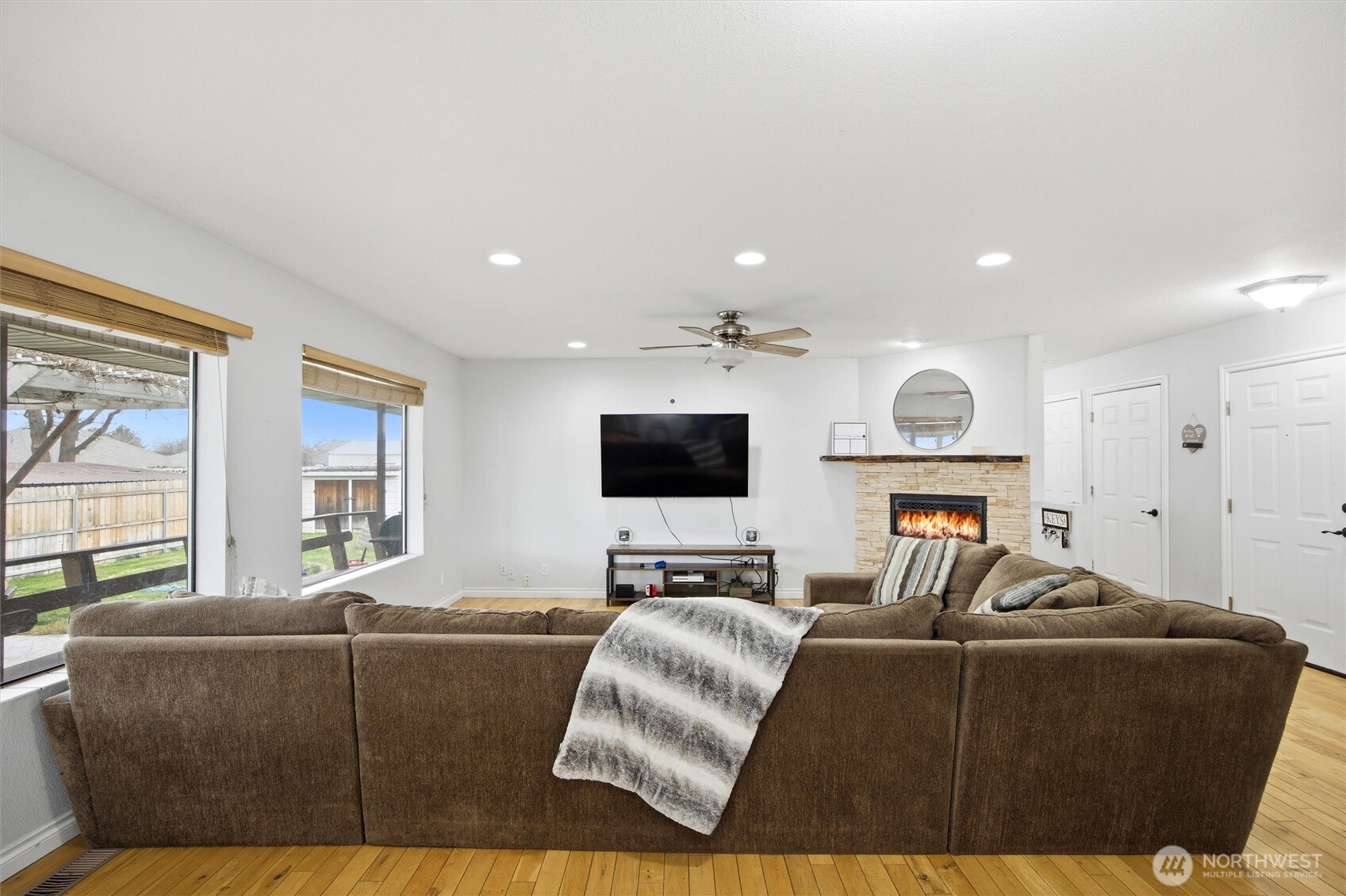 2017 S Washington Street Property Photo 6