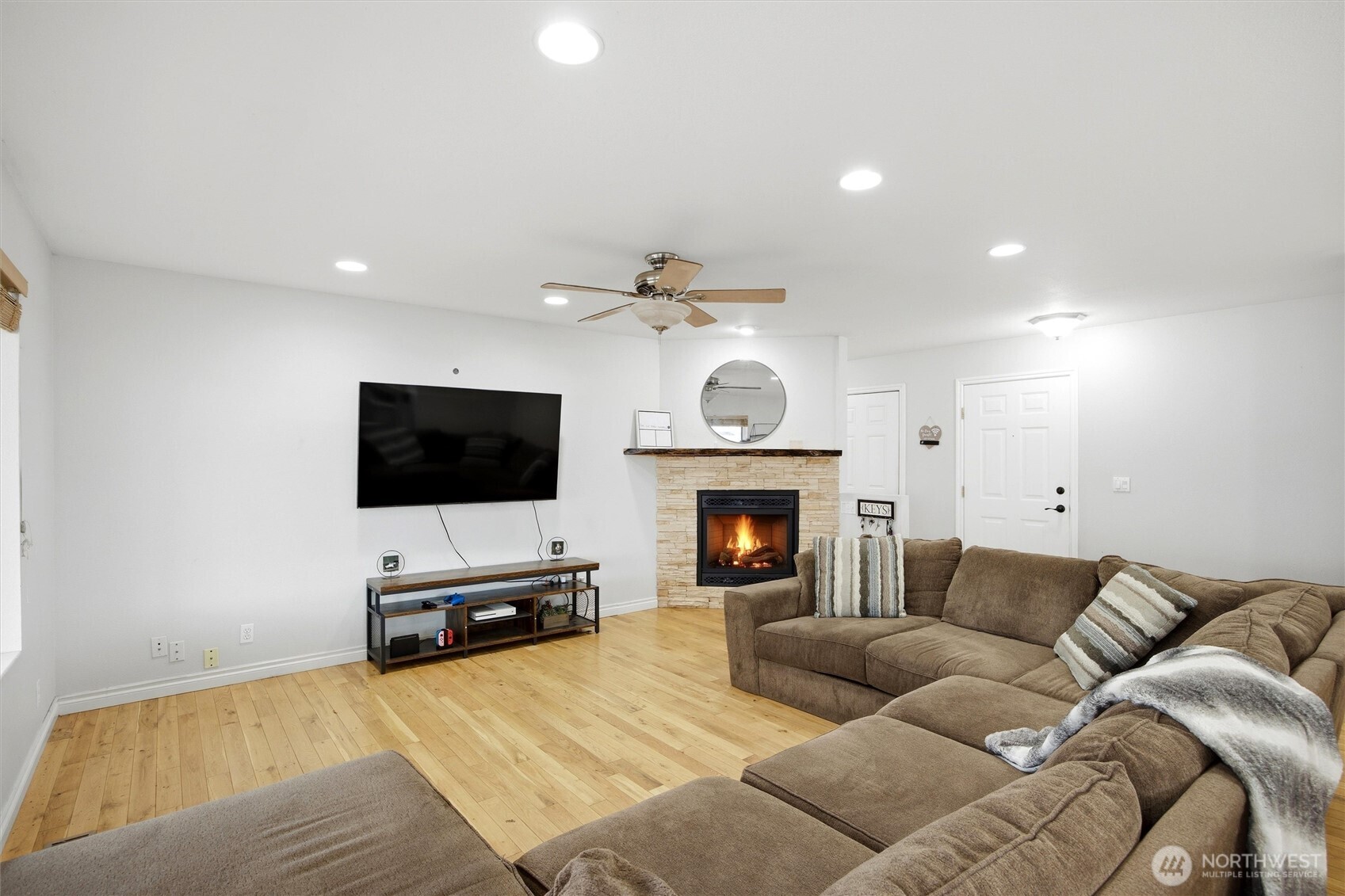 2017 S Washington Street Property Photo 7