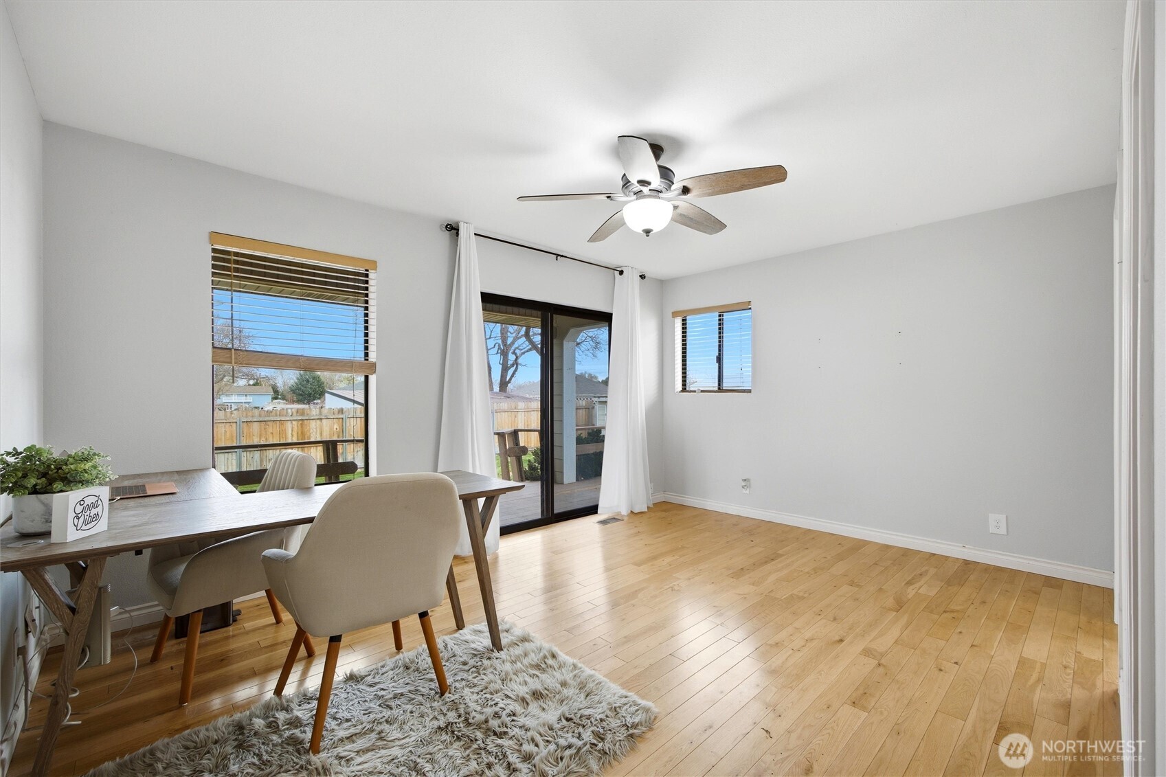 2017 S Washington Street Property Photo 8