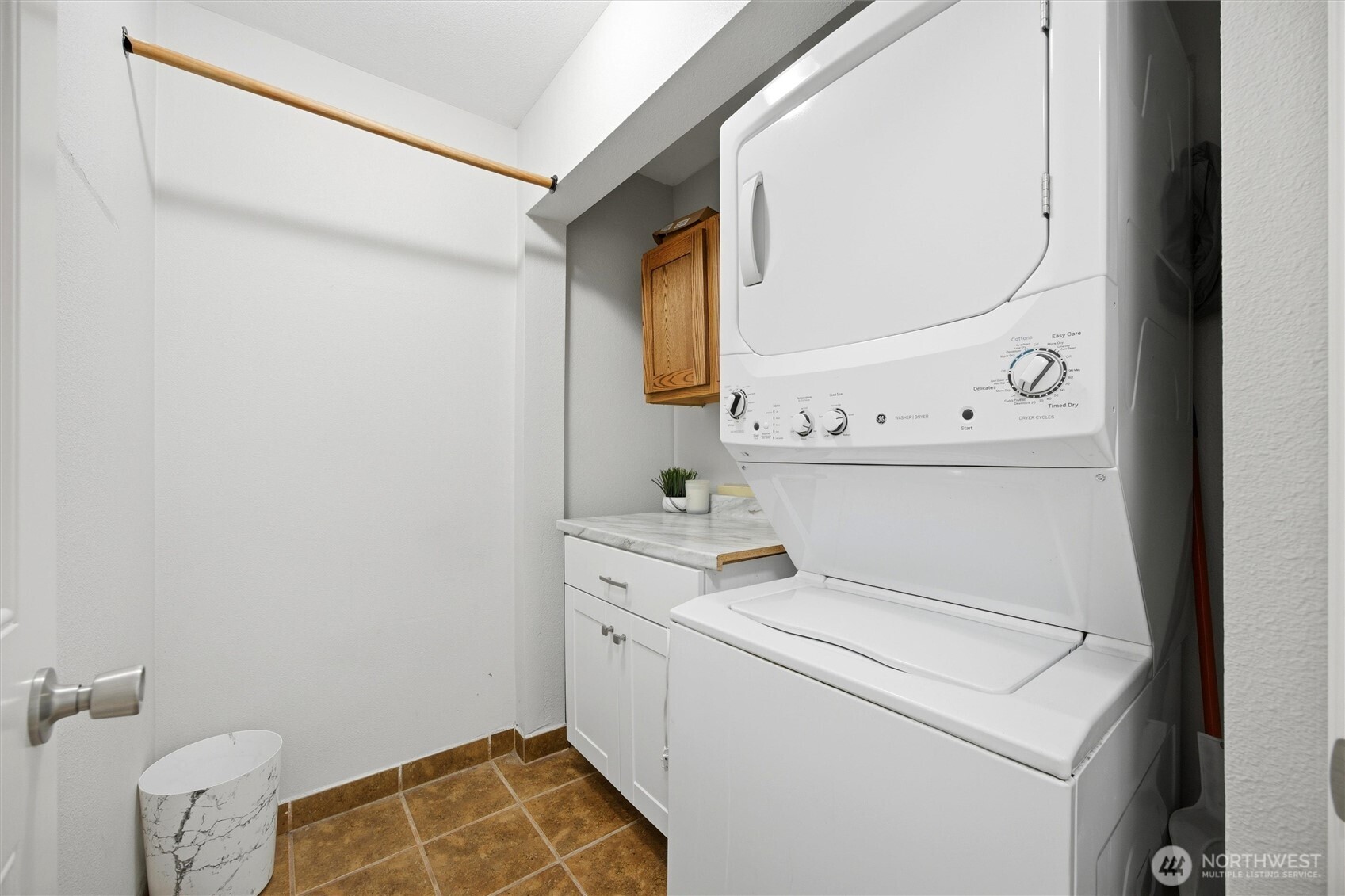 2017 S Washington Street Property Photo 11