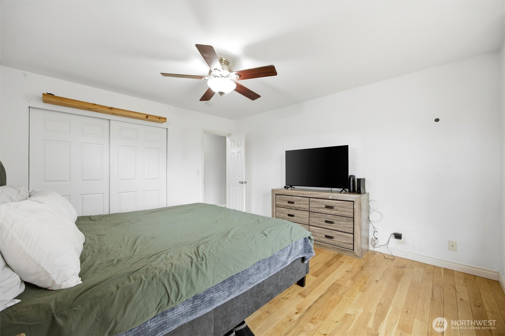 2017 S Washington Street Property Photo 14