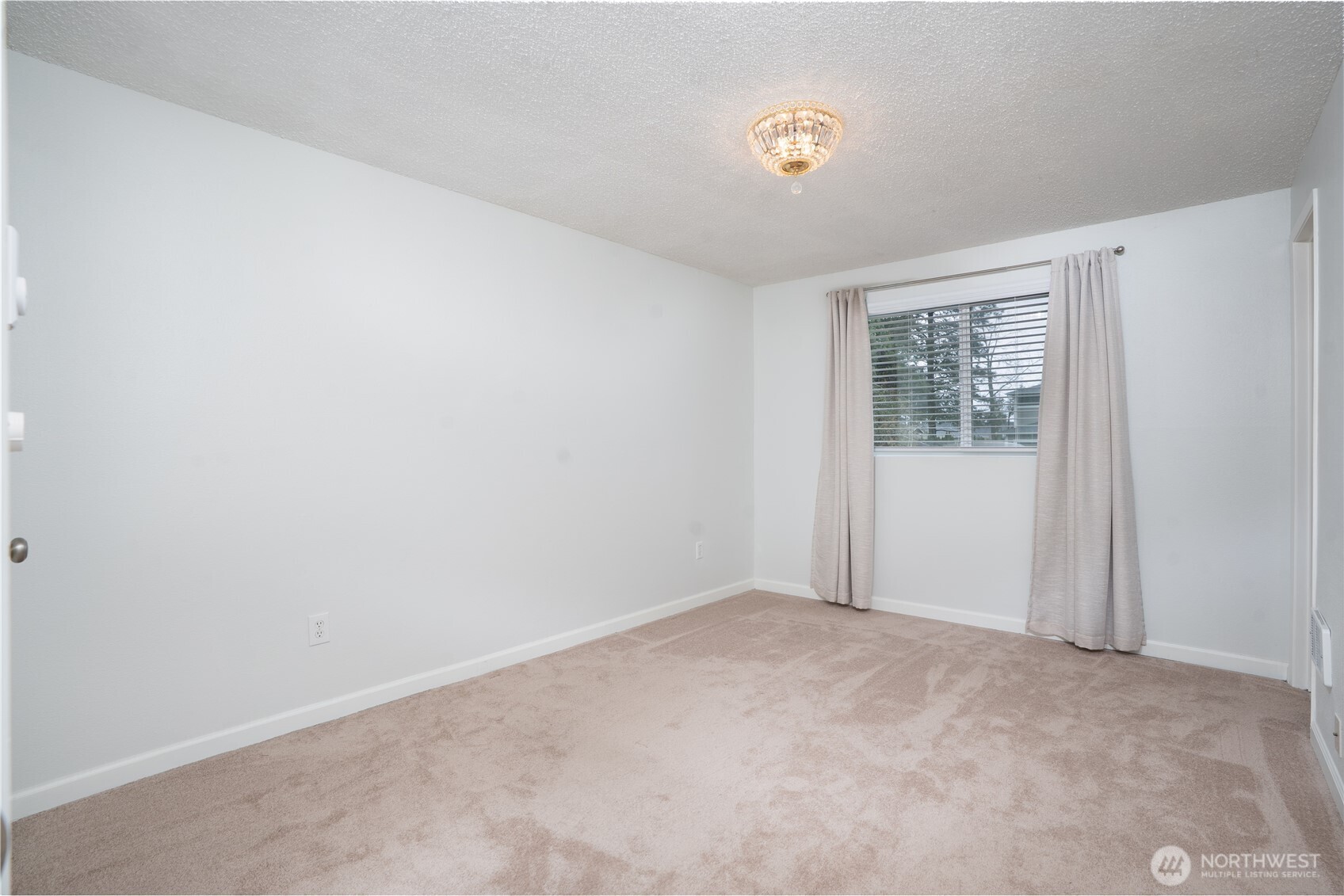 2412 Lexington Street Property Photo 21