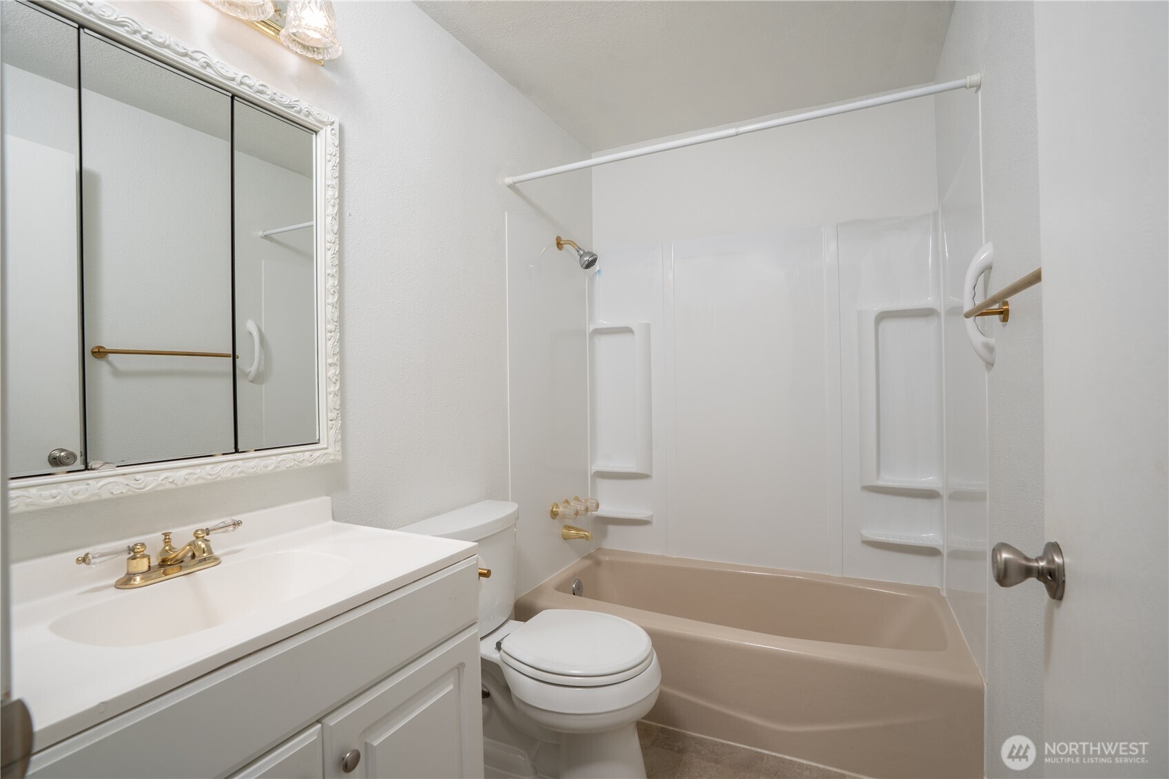 2412 Lexington Street Property Photo 26