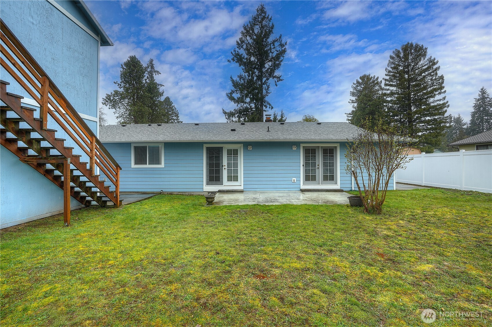 2412 Lexington Street Property Photo 27