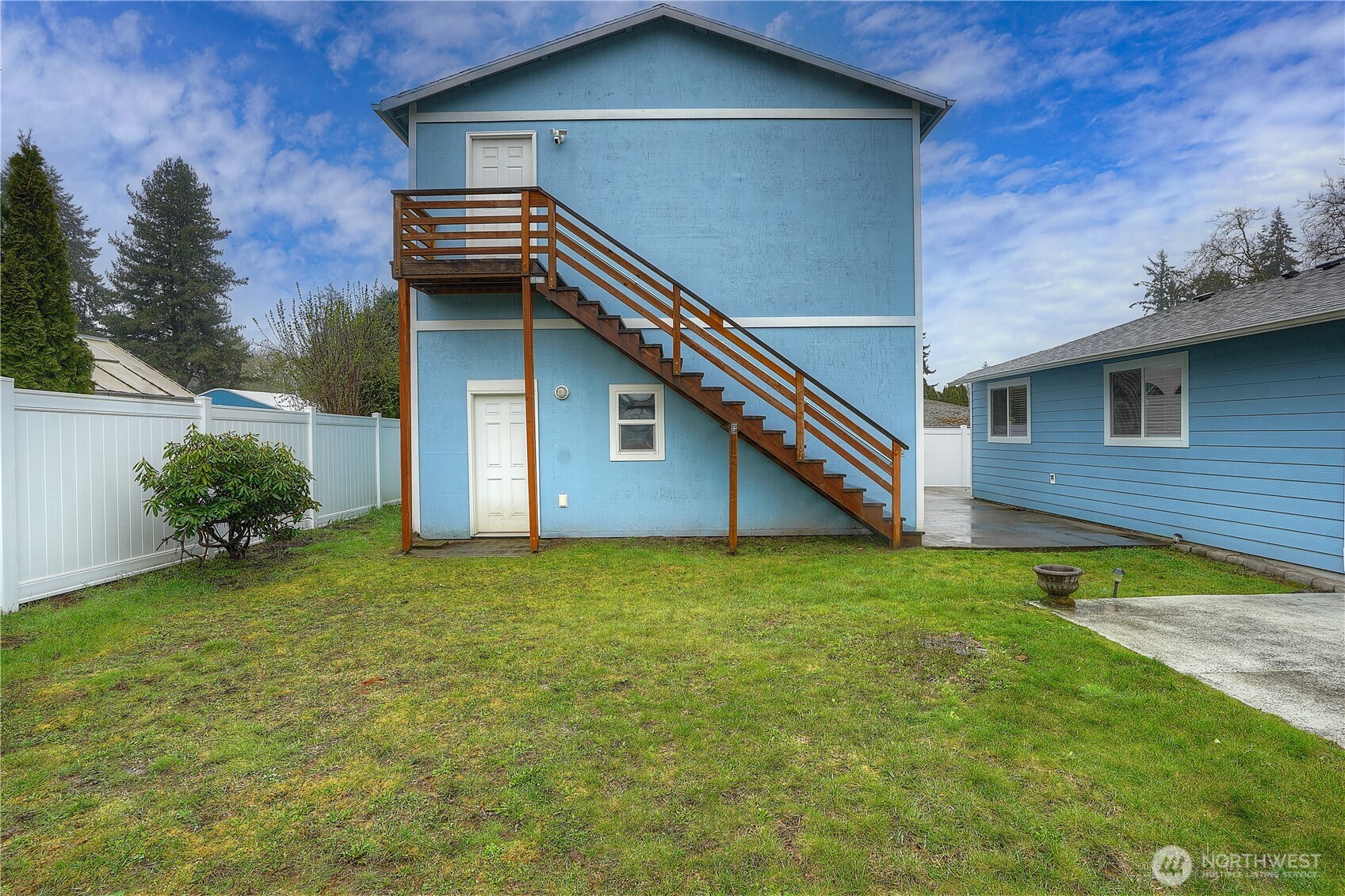 2412 Lexington Street Property Photo 30