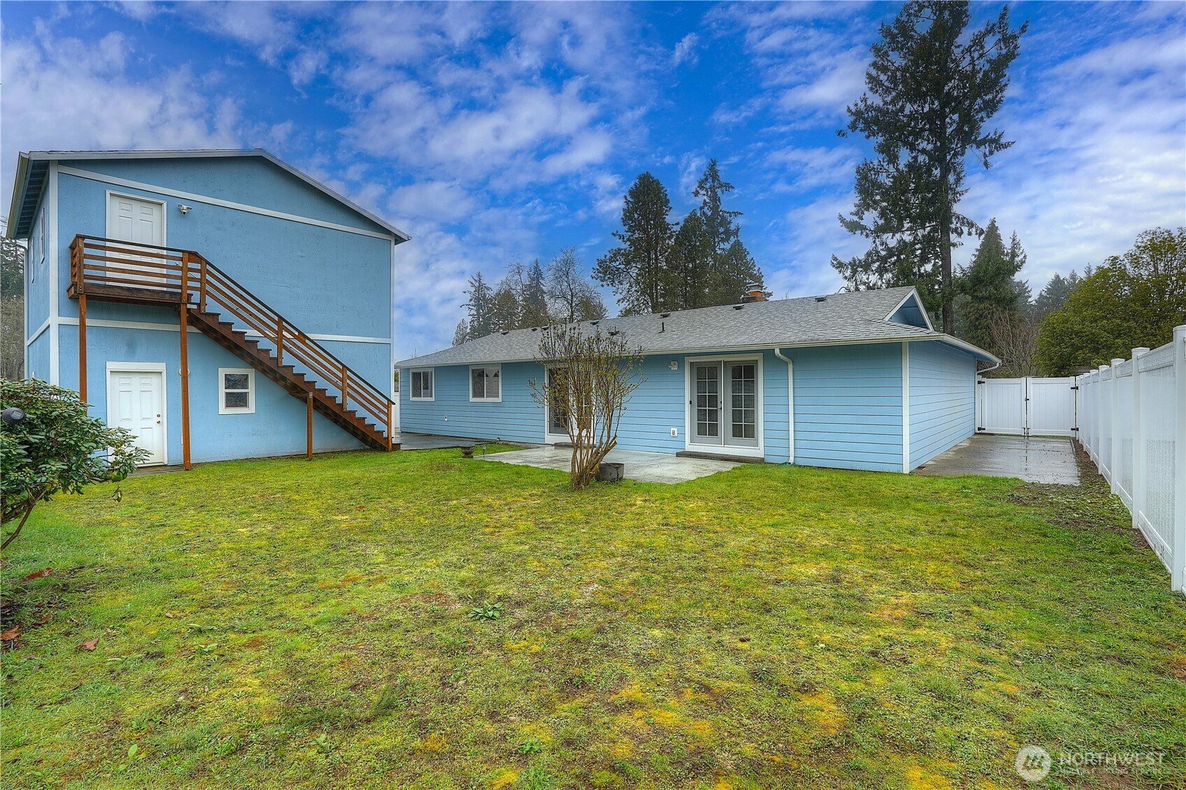 2412 Lexington Street Property Photo 31