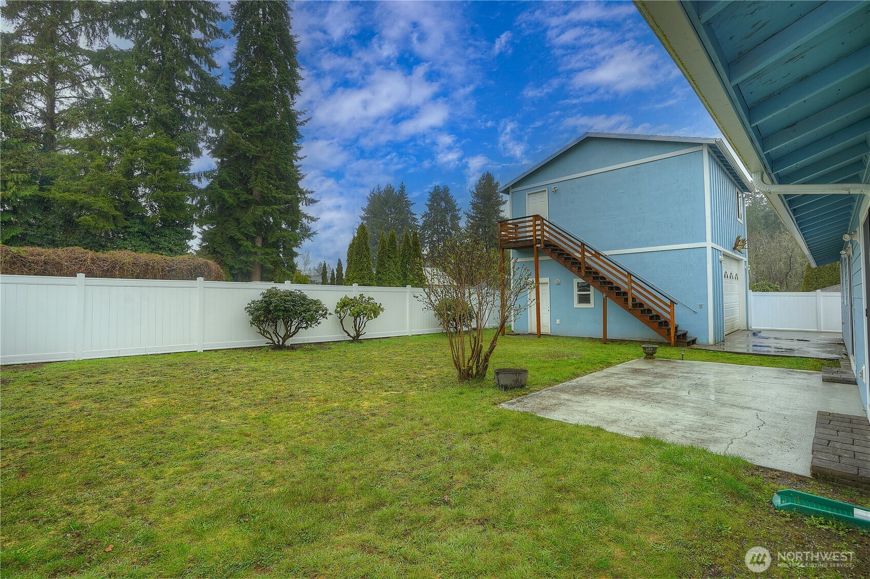 2412 Lexington Street Property Photo 32