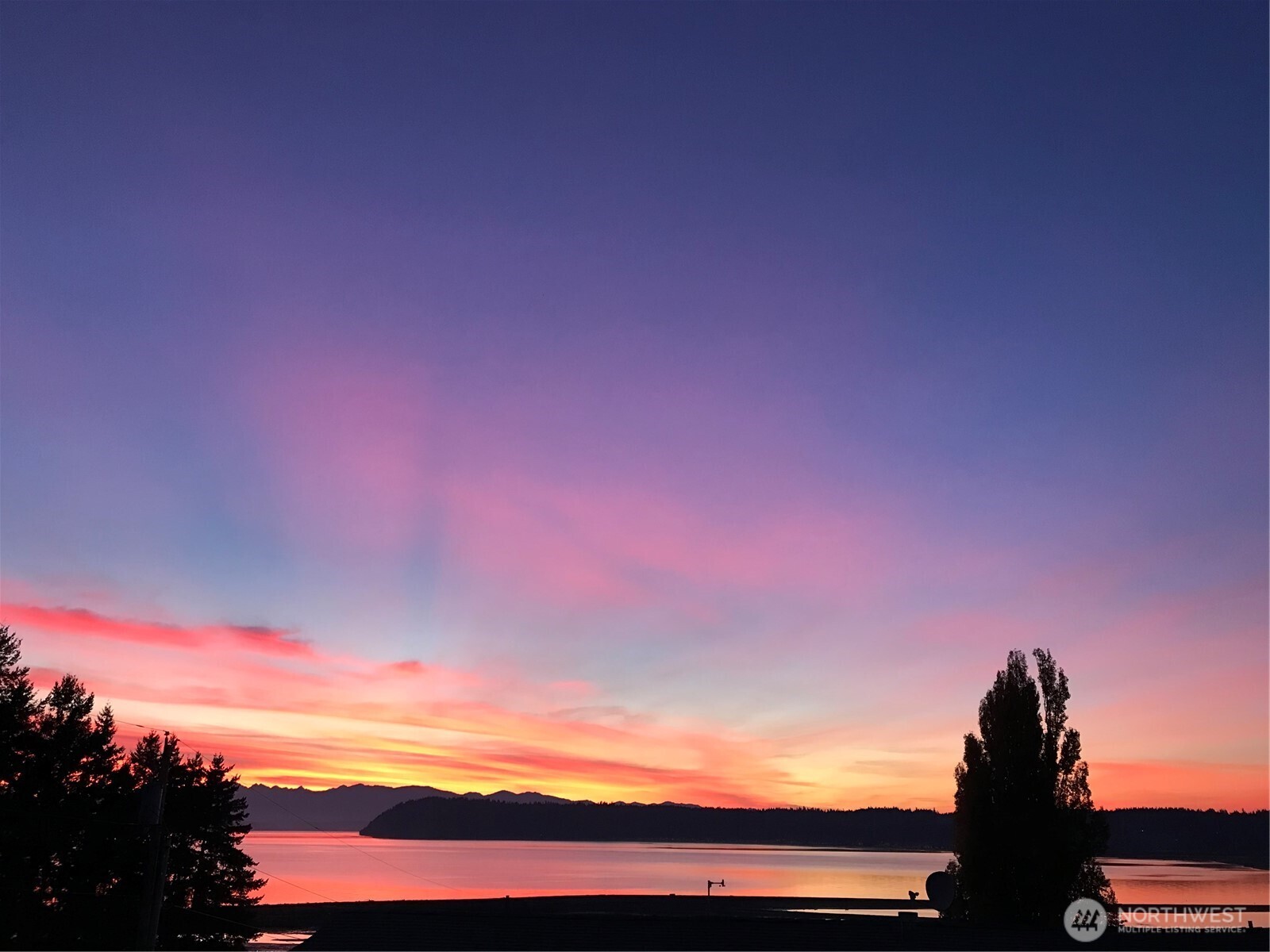 2735 Evening Glory Court Property Photo 4