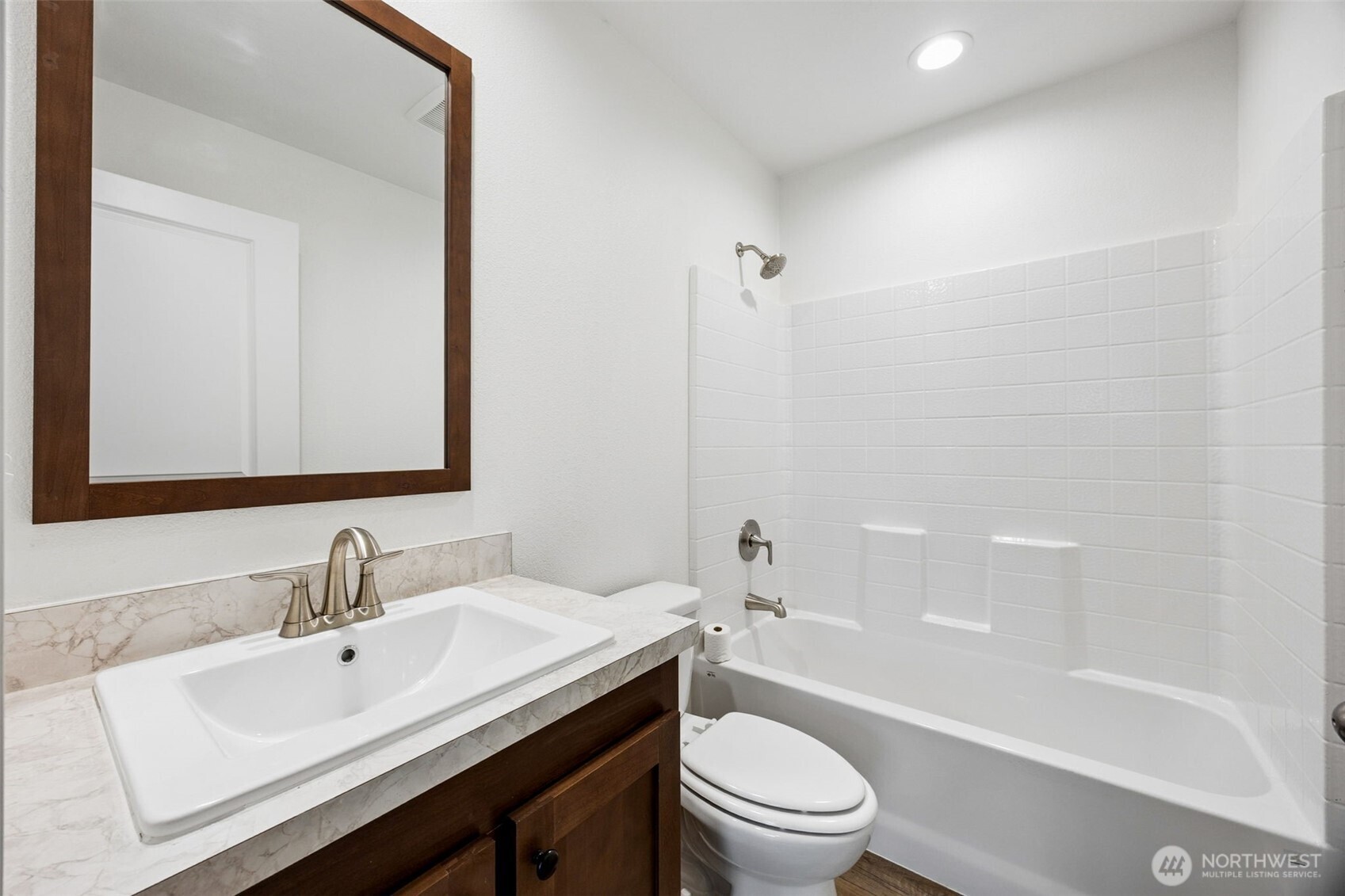 11510 E Riverside Drive 27 Property Photo 21