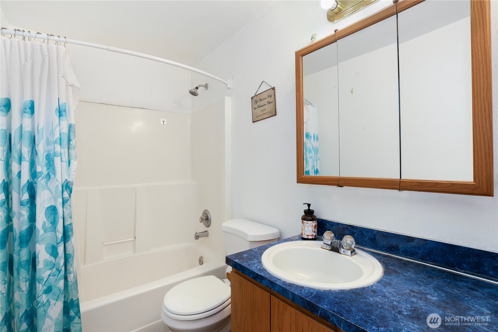 17937 Iris Place Property Photo 21