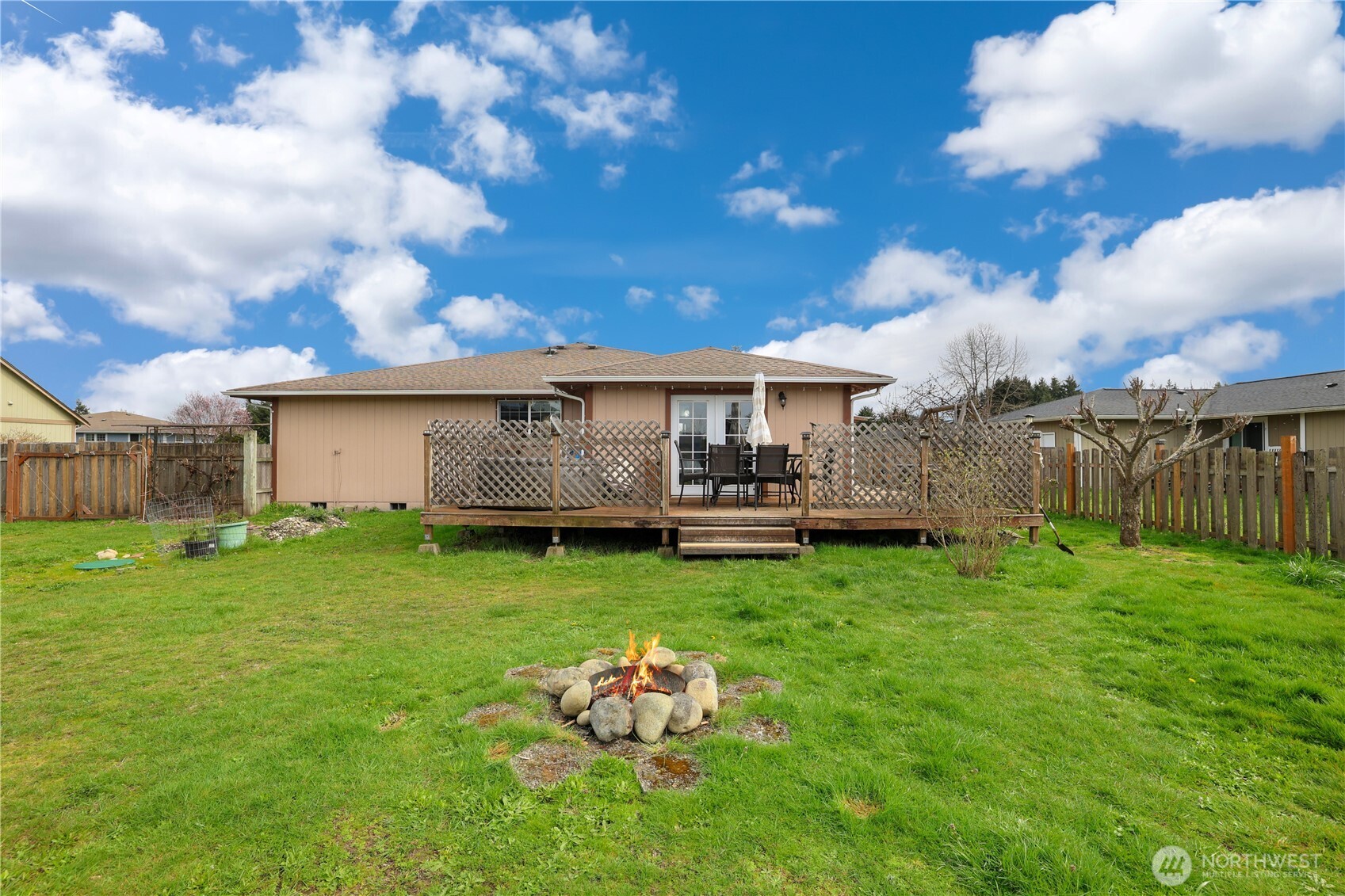 17937 Iris Place Property Photo 25