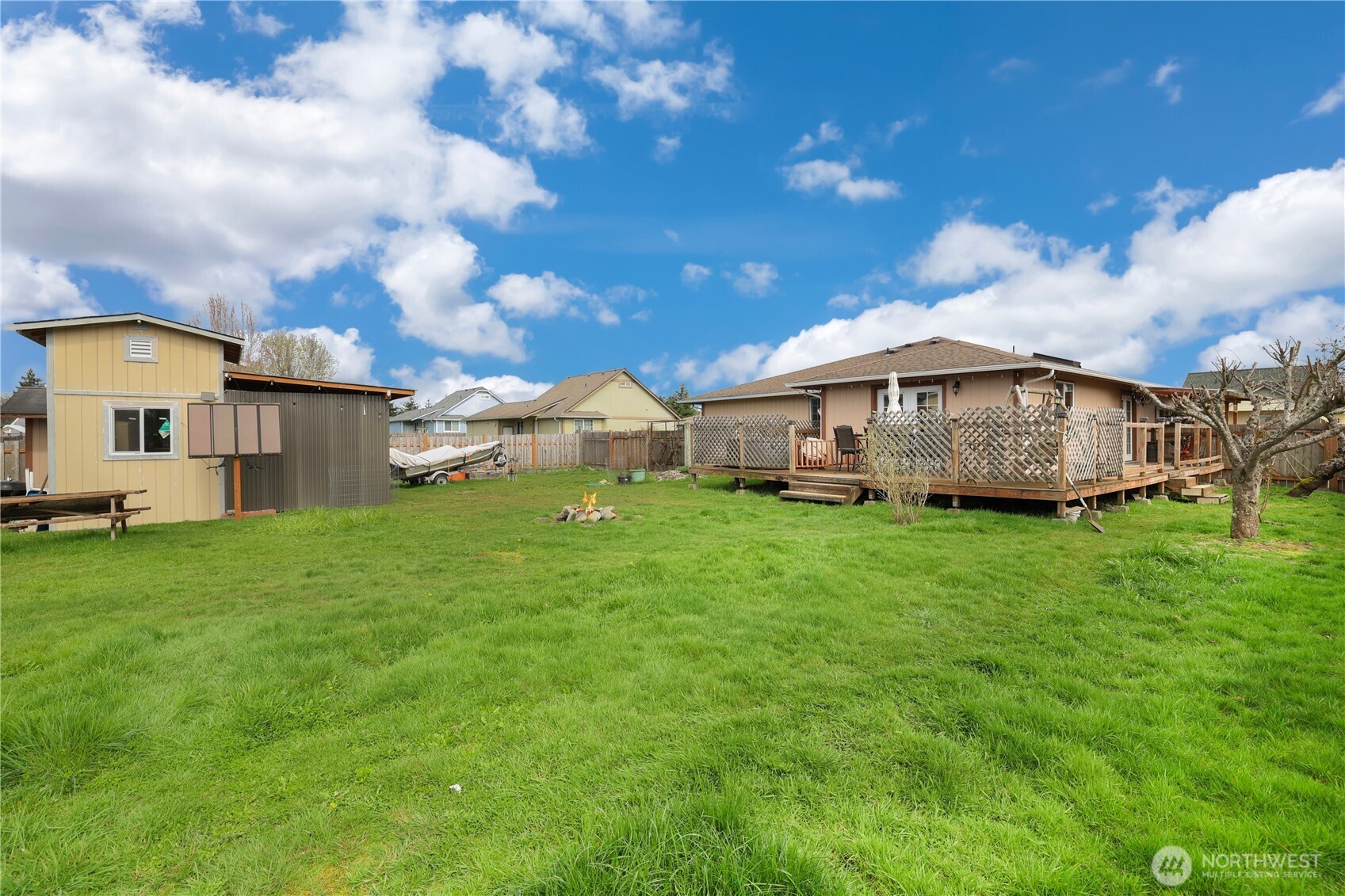 17937 Iris Place Property Photo 26