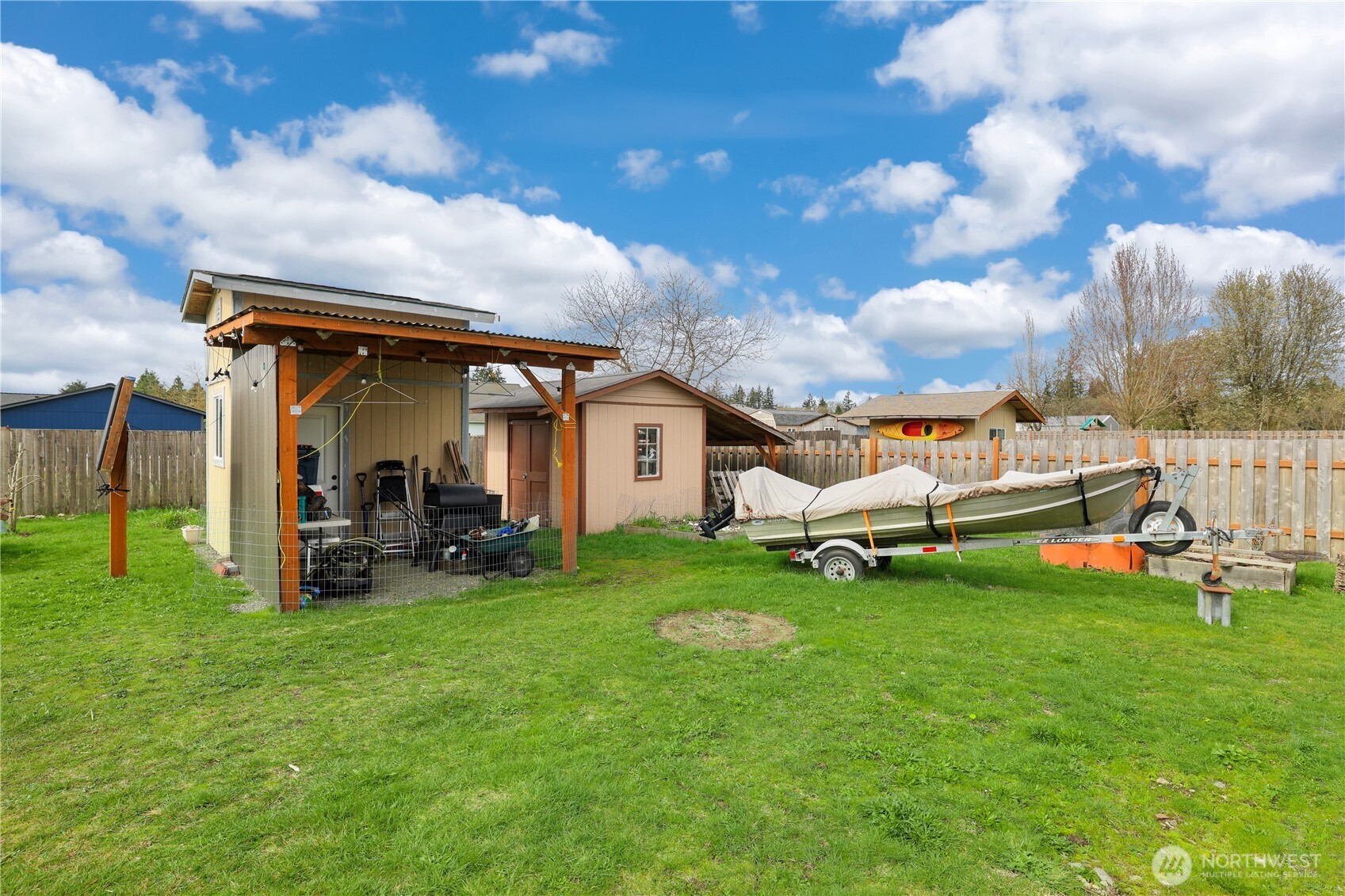 17937 Iris Place Property Photo 28
