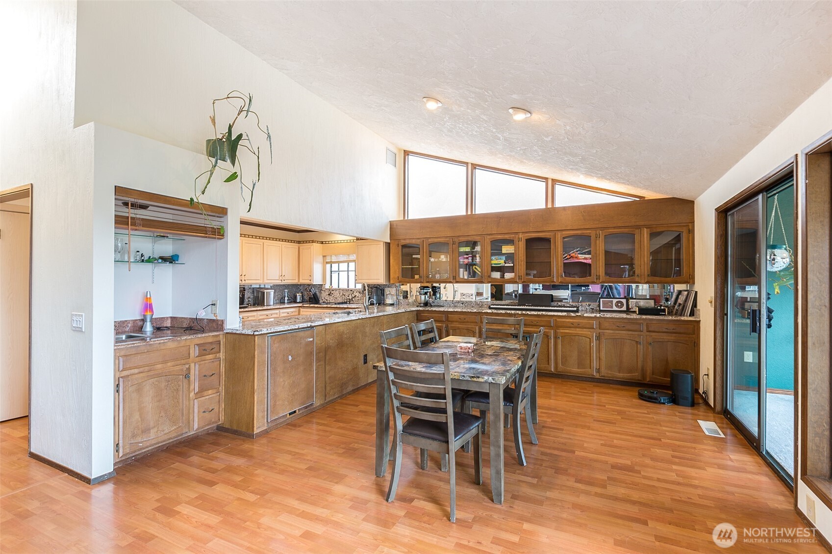 102 Hilltop Drive B Property Photo 25