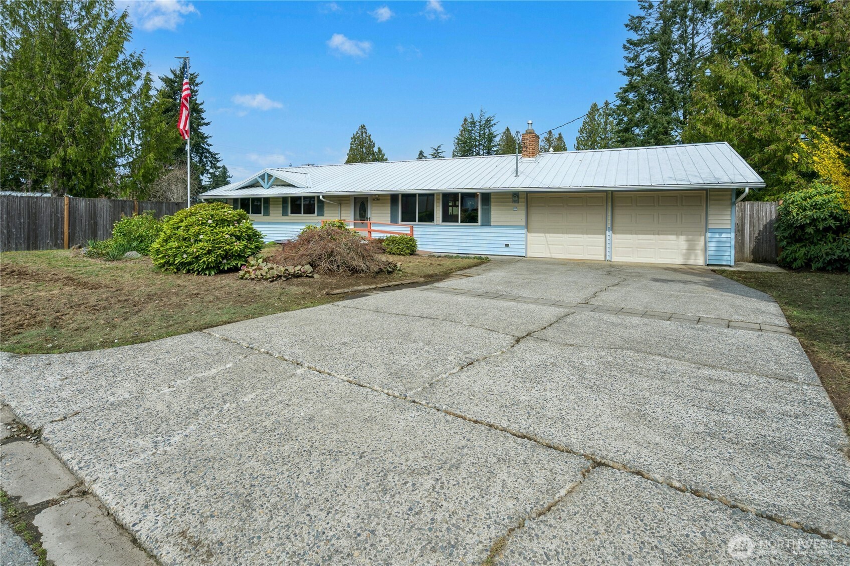 12502 Se 73rd Place Property Photo 3
