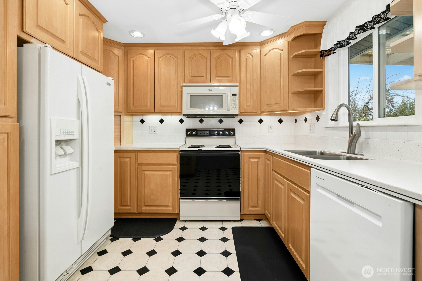 12502 Se 73rd Place Property Photo 12