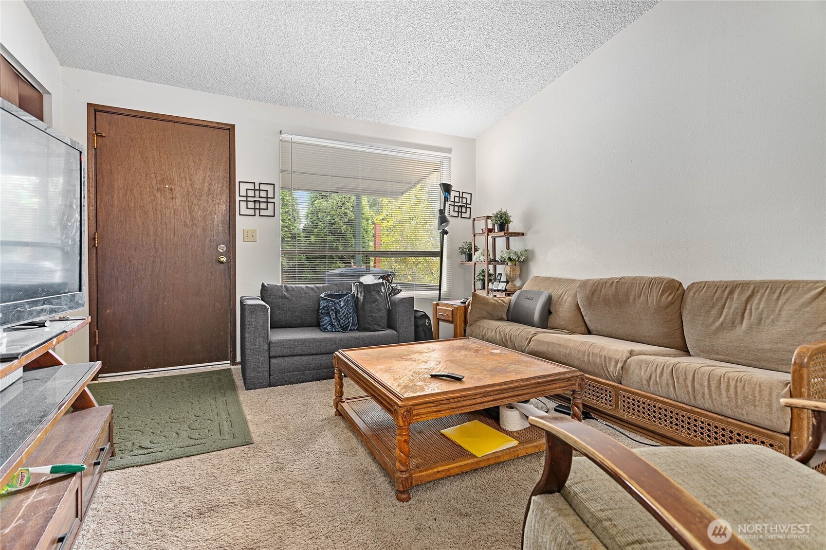 3350 Cherrywood Avenue Property Photo 4