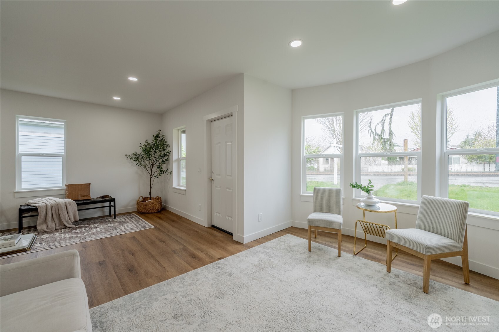 1315 E Marine View Drive Property Photo 19