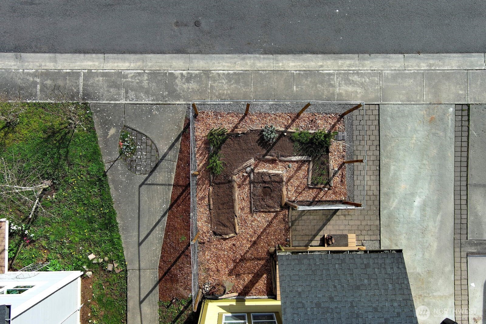 1014 Park Street 1b Property Photo 29