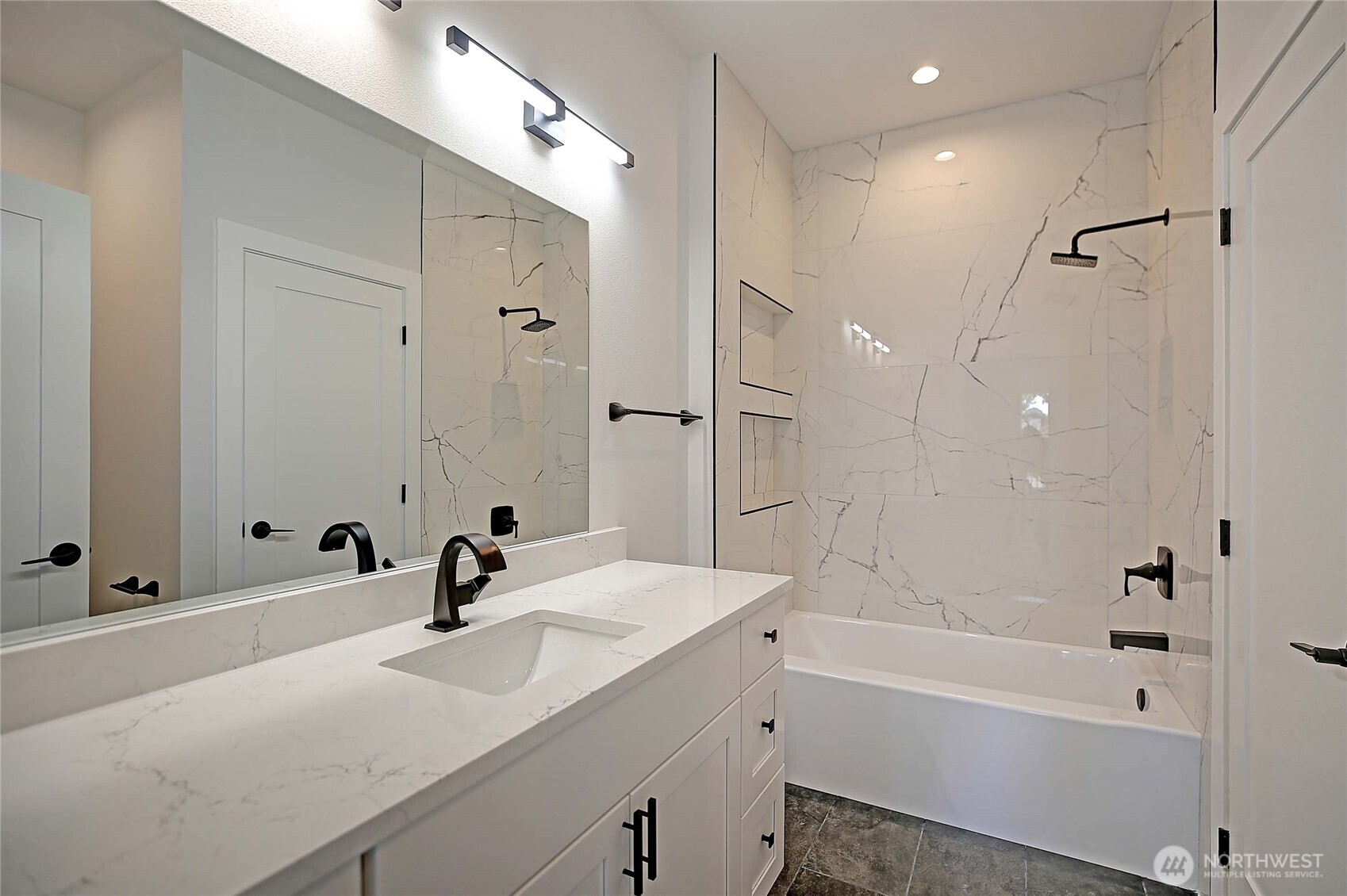 1458 Larkspur Lane Property Photo 30