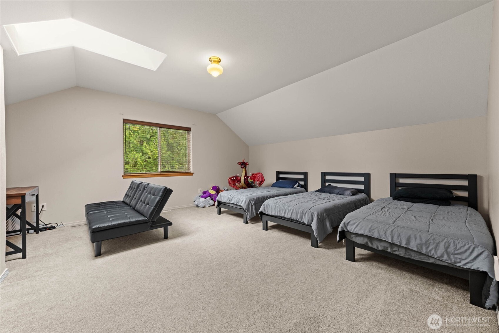 5647 Black Lake Boulevard Property Photo 18
