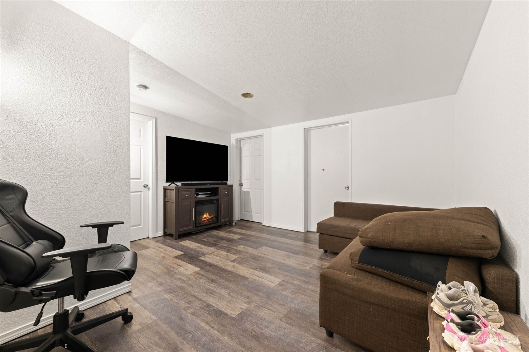 5647 Black Lake Boulevard Property Photo 33