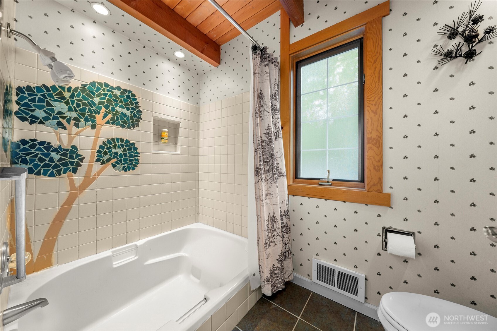 2290 Riffle Drive Property Photo 18