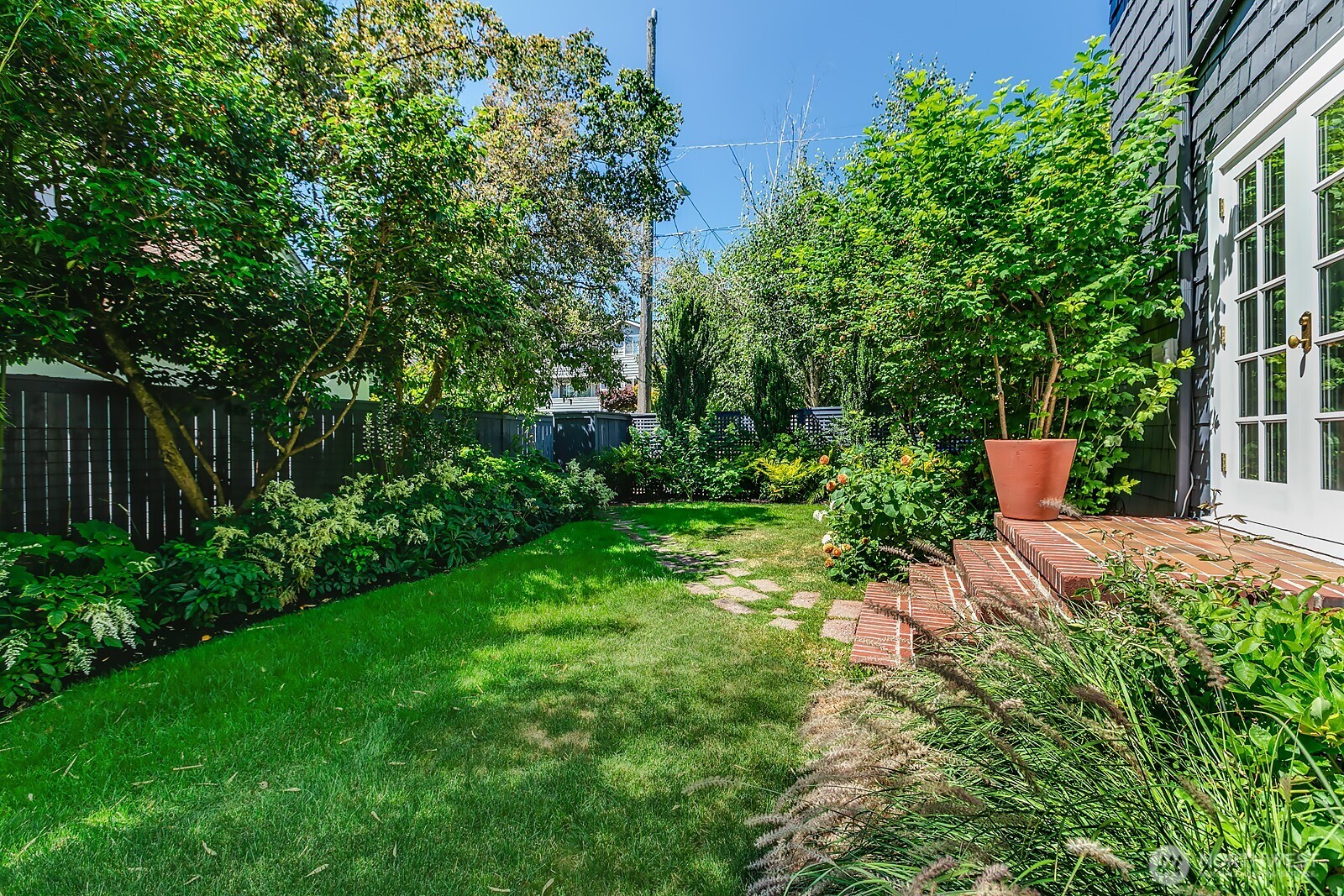624 35th Avenue Property Photo 13