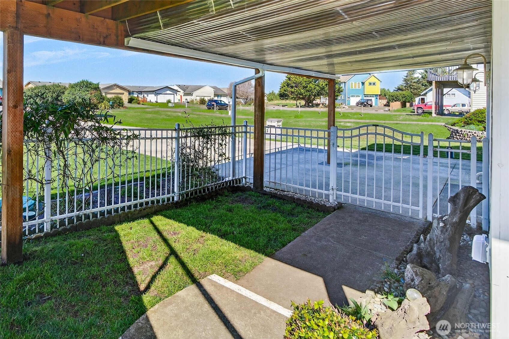 19408 K Place Property Photo 7