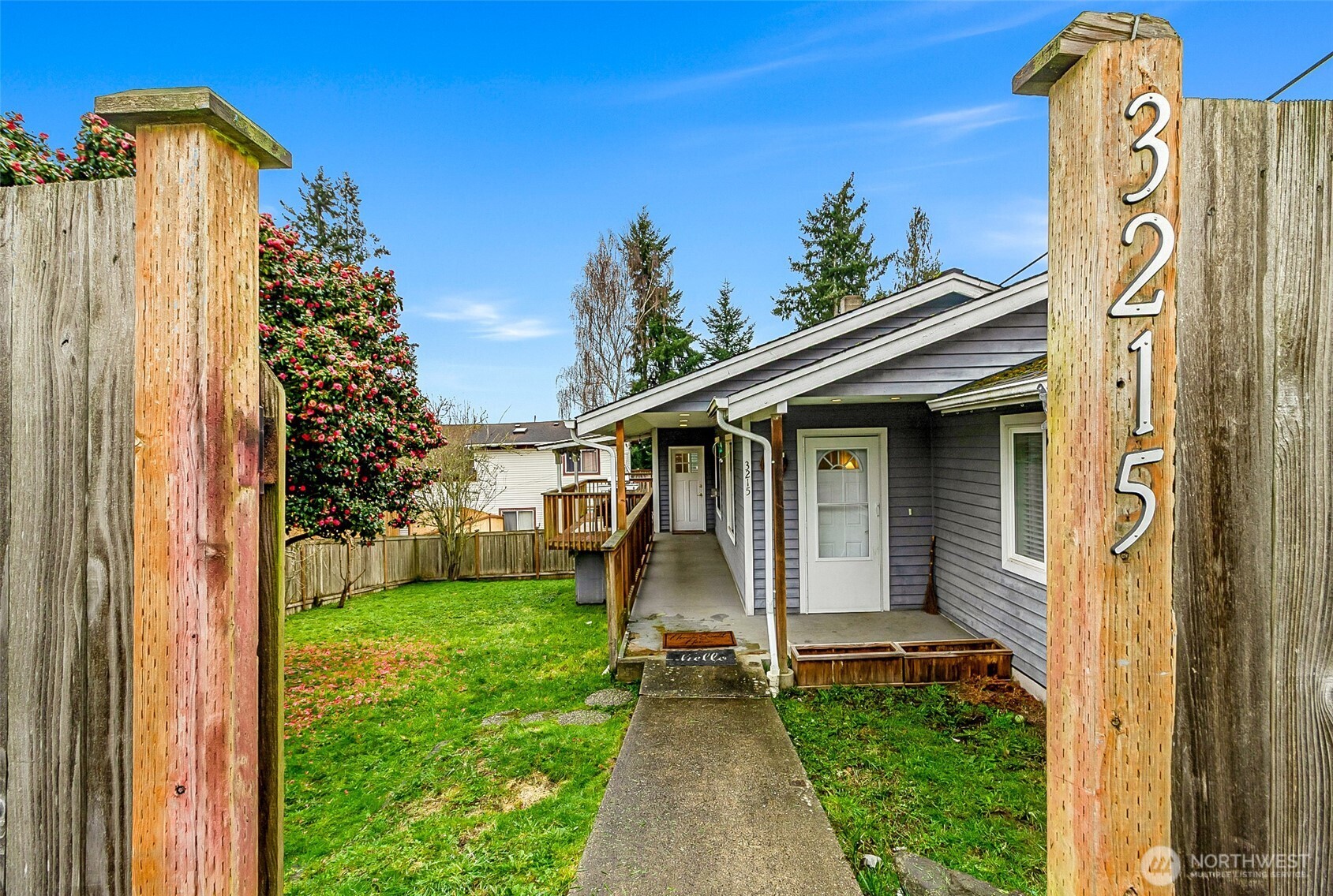 3215 19th Street Property Photo 3