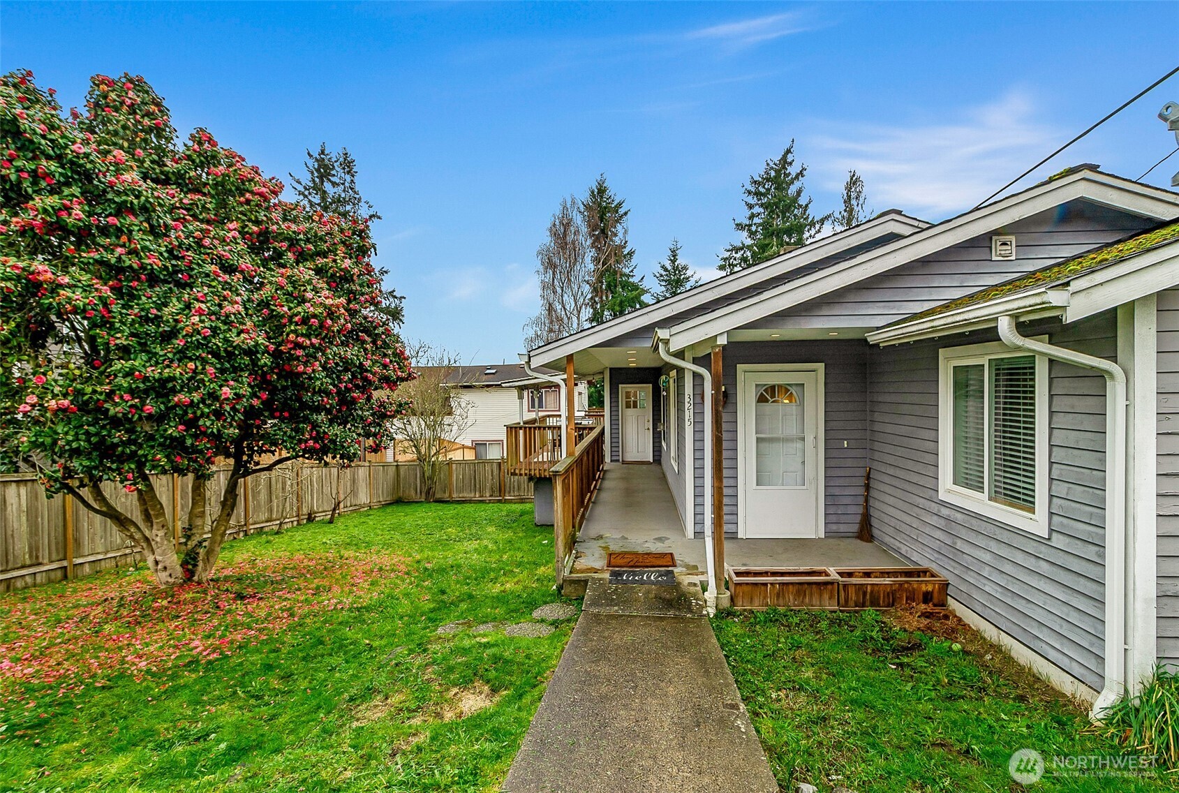 3215 19th Street Property Photo 4