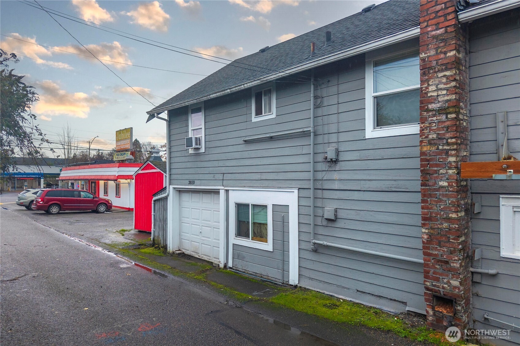 3812 S Thompson Avenue Property Photo 14