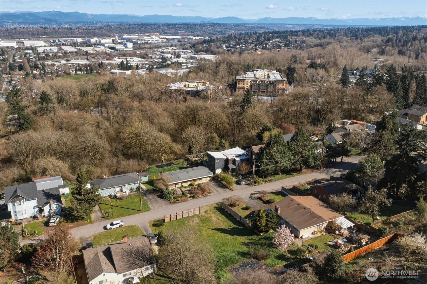 9017 3rd Avenue Property Photo 7