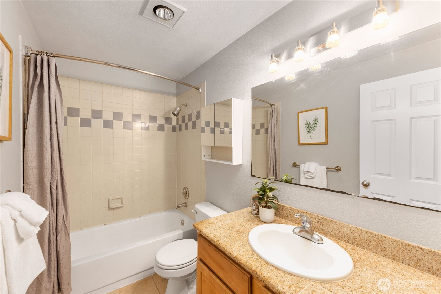 20318 Bothell Everett Hwy A101 Property Photo 12