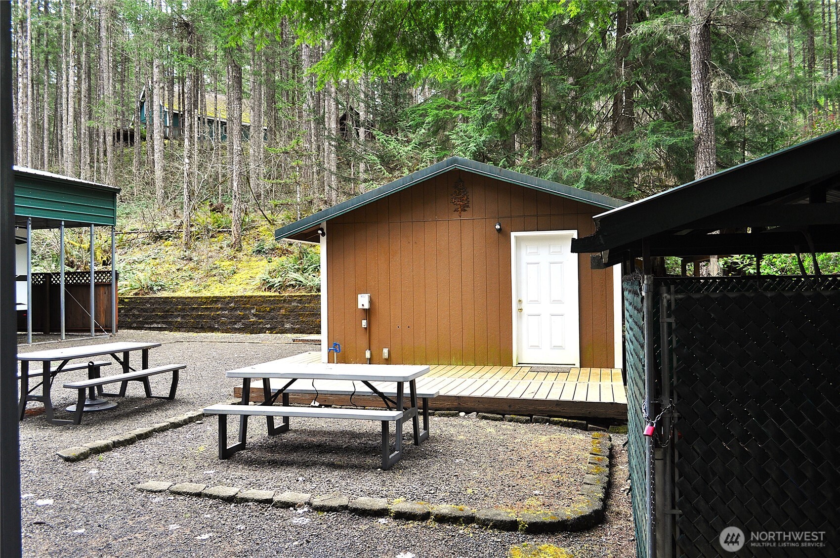 210 N Dow Creek Drive Property Photo 11
