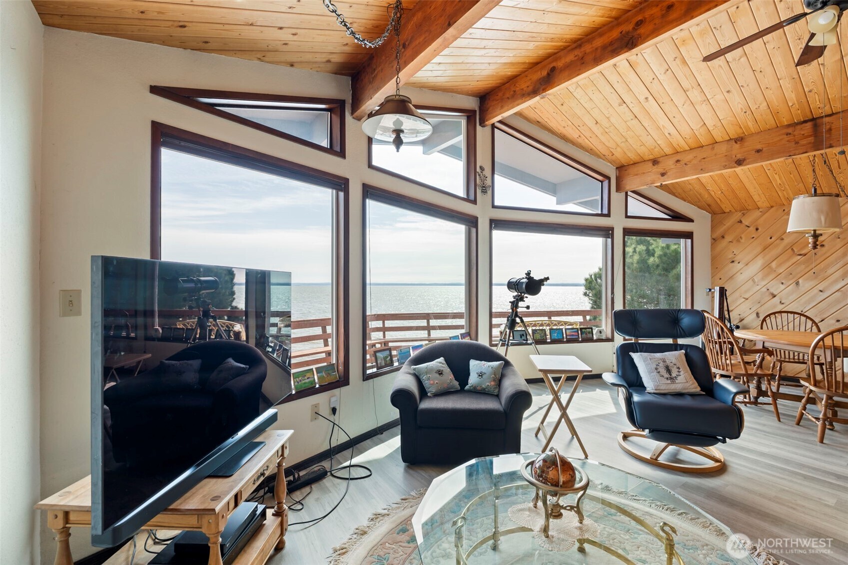 326 Harbor View Loop Property Photo 8
