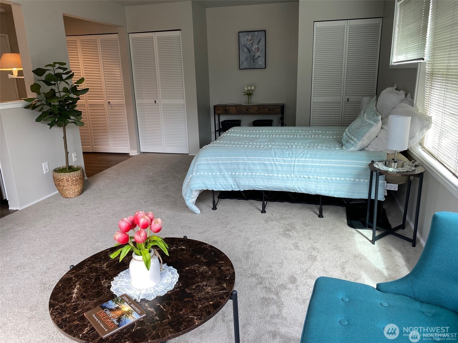 3429 Burke Avenue 23 Property Photo 9