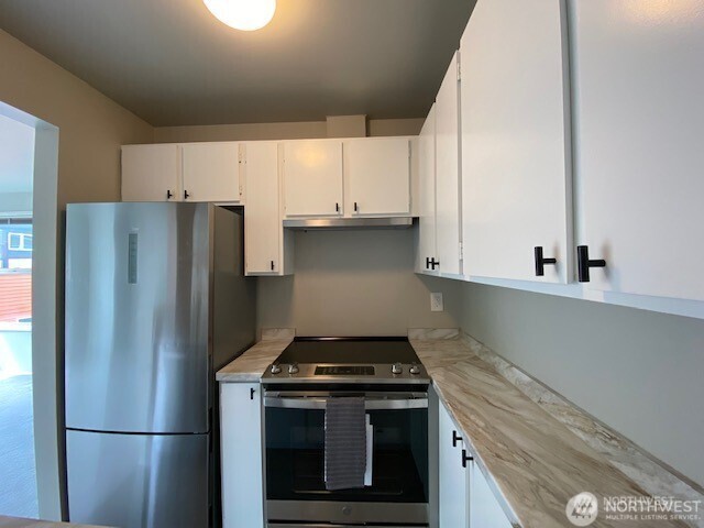 3429 Burke Avenue 23 Property Photo 26
