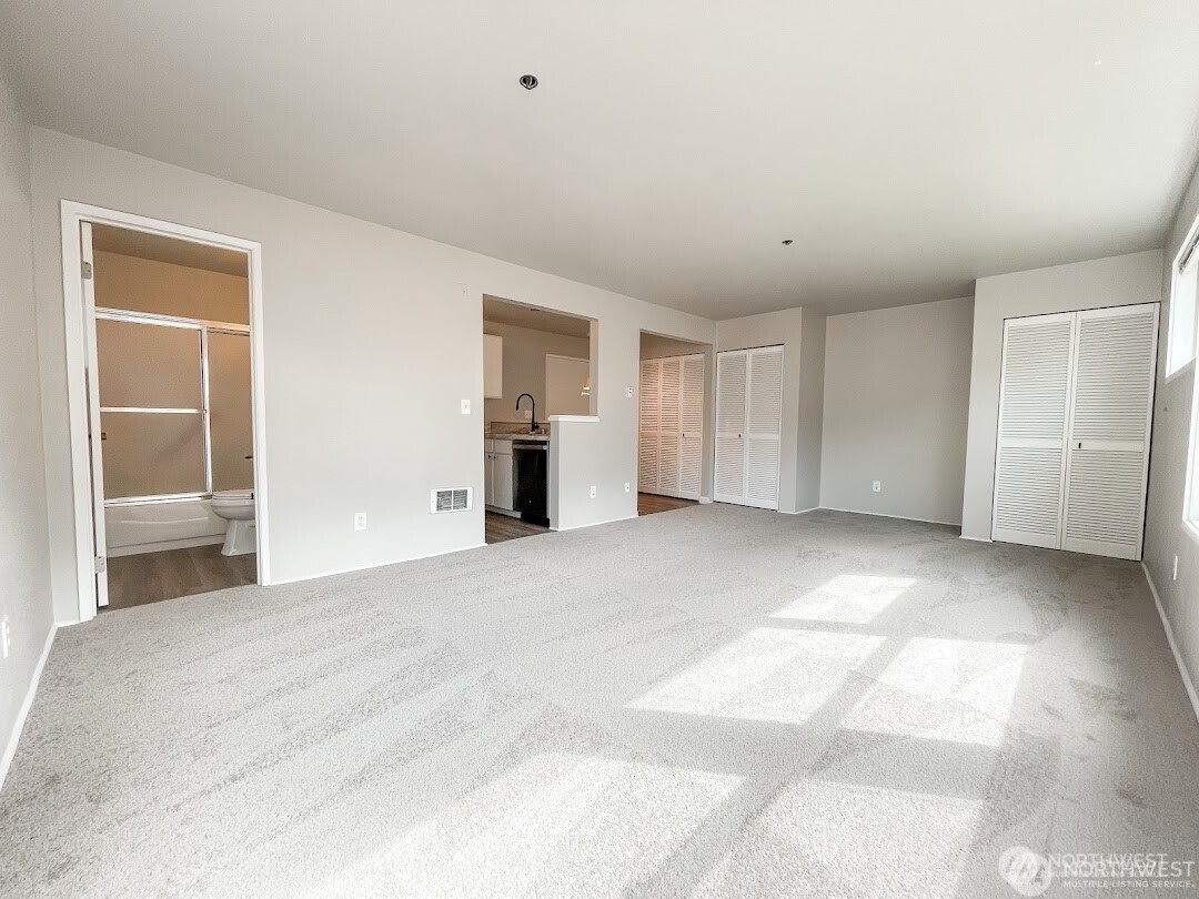 3429 Burke Avenue 23 Property Photo 32