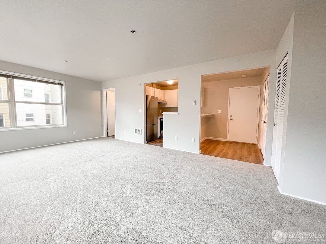 3429 Burke Avenue 23 Property Photo 34